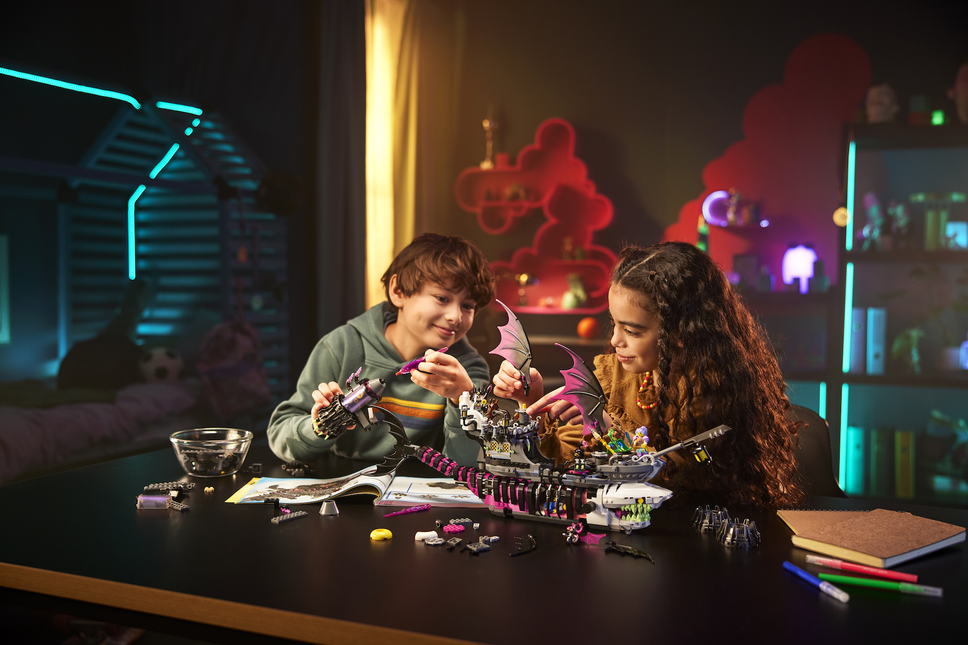LEGO DREAMZzz 71469 Nightmare Shark Ship 8
