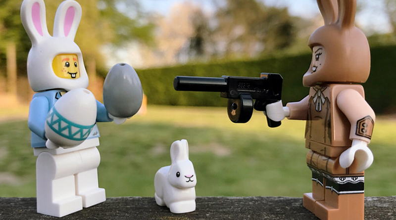 Brick Pic of the Day: Bunny hold-up
