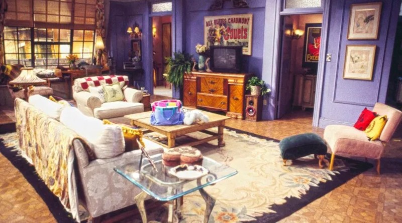 Five references you might find in the rumoured LEGO Friends Monica's Apartment