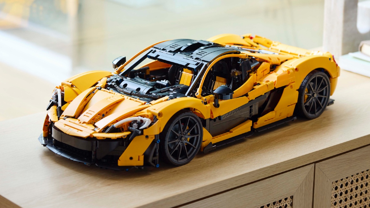 New LEGO Technic 1:8 supercar rumoured for 2026
