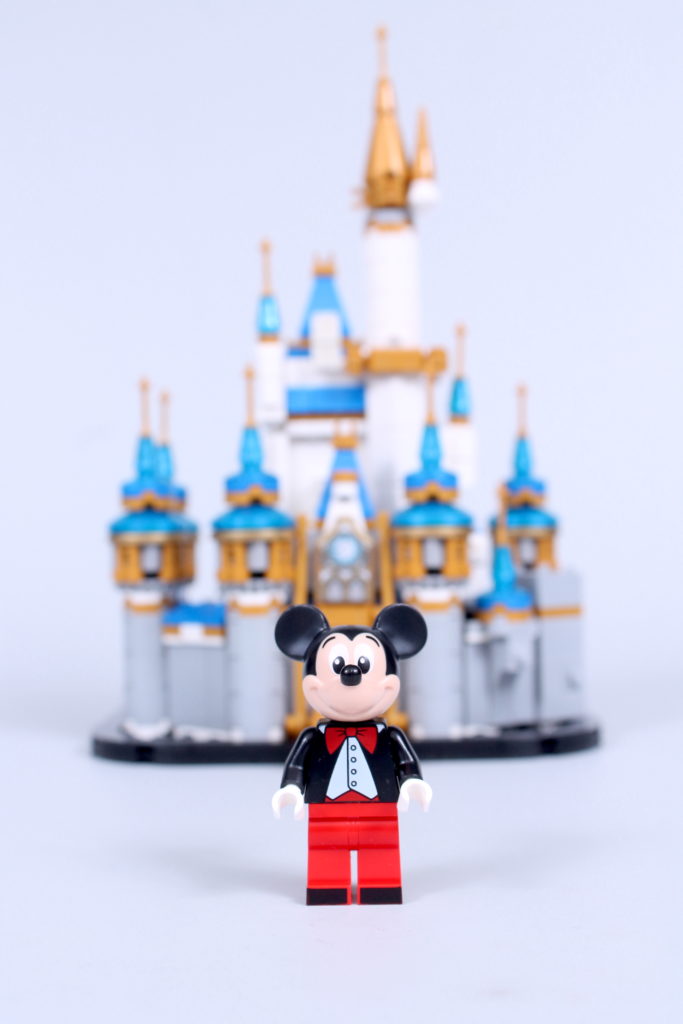 LEGO Disney 40478 Mini Disney Castle review 24