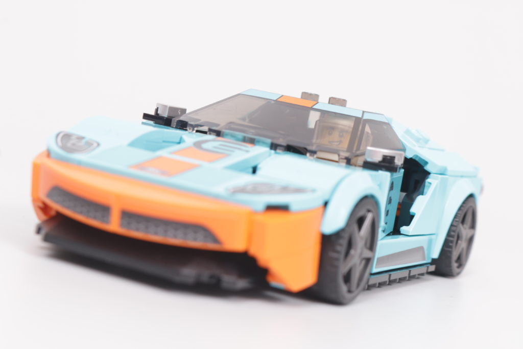 LEGO Speed Champions 76905 Ford GT Heritage Edition and Bronco R review 9