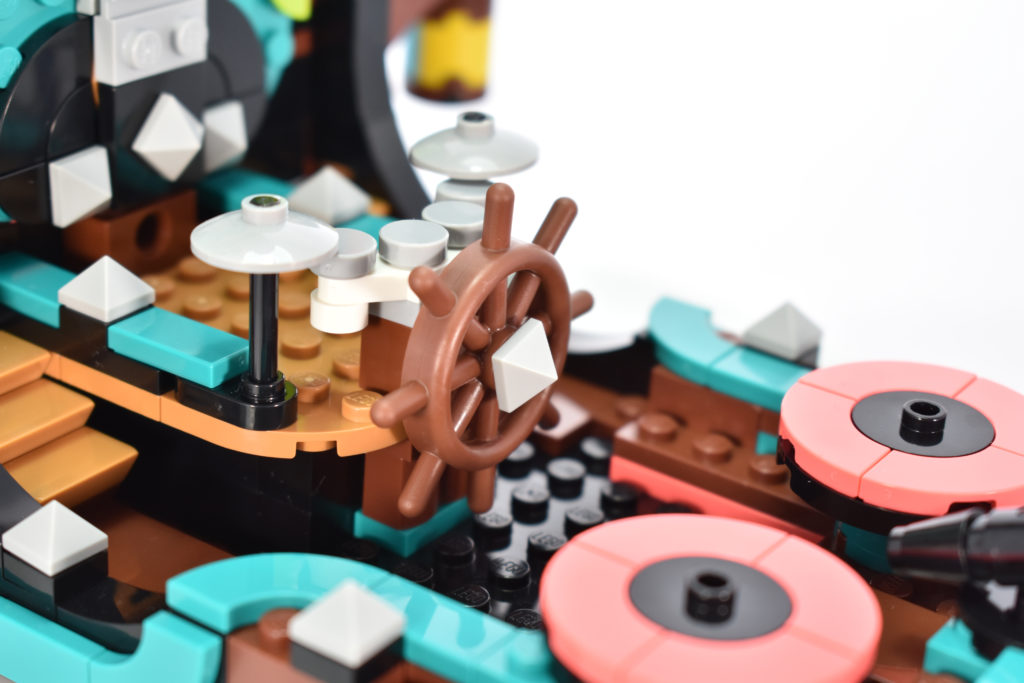 LEGO VIDIYO 43114 Punk Pirate Ship review 8