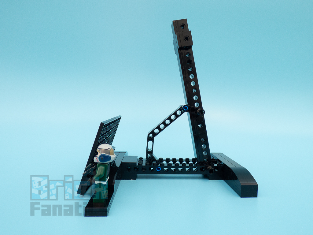 LEGO Star Wars UCS 75275 A wing Starfighter 33