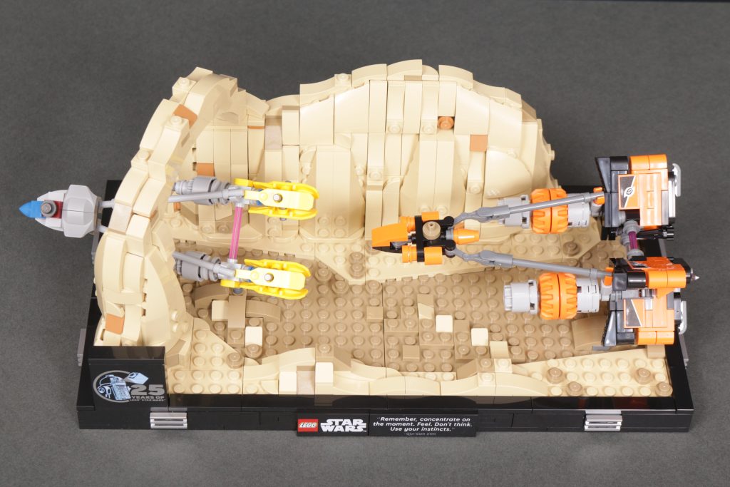 LEGO Star Wars 75380 Mos Espa Podrace Diorama review 24 1024x683