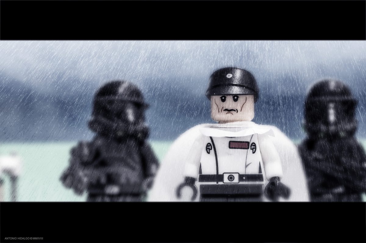 Brick Pic of the Day: Director Krennic's entrance