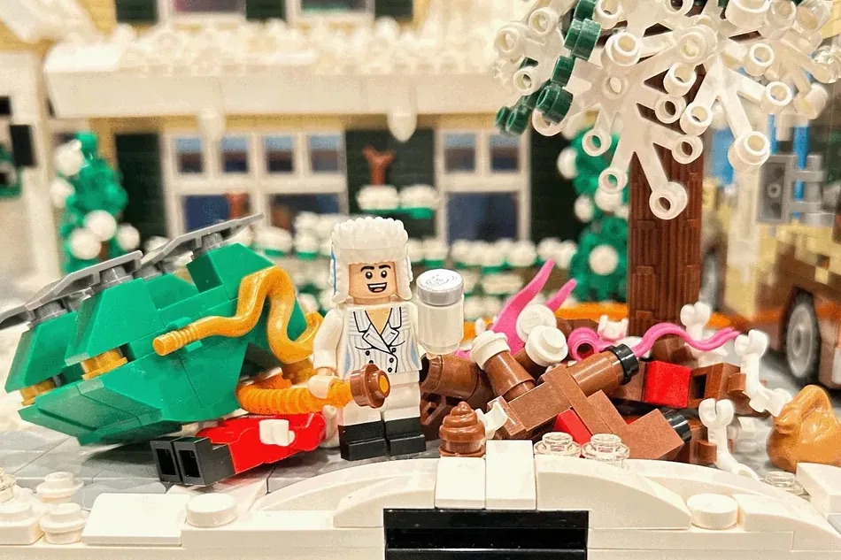 The Griswold Family Christmas House 4
