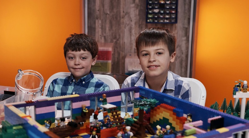 Meet the LEGO MASTERS Series 2 teams – Harry and Ollie