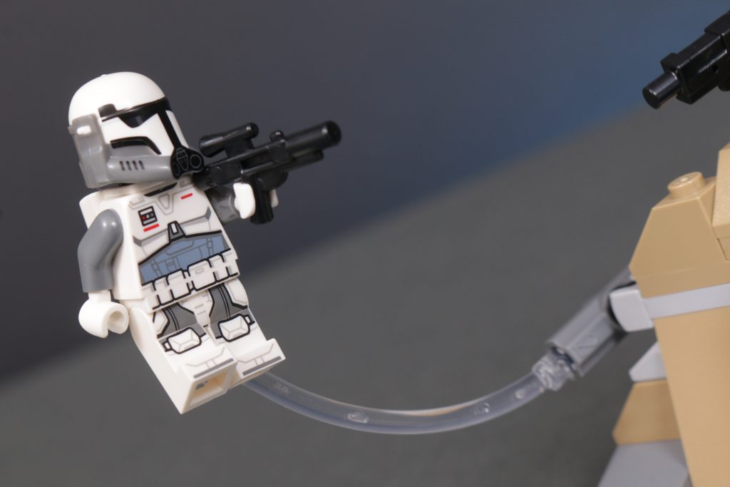 LEGO Star Wars 75373 Ambush on Mandalore Battle Pack review 7 1024x683