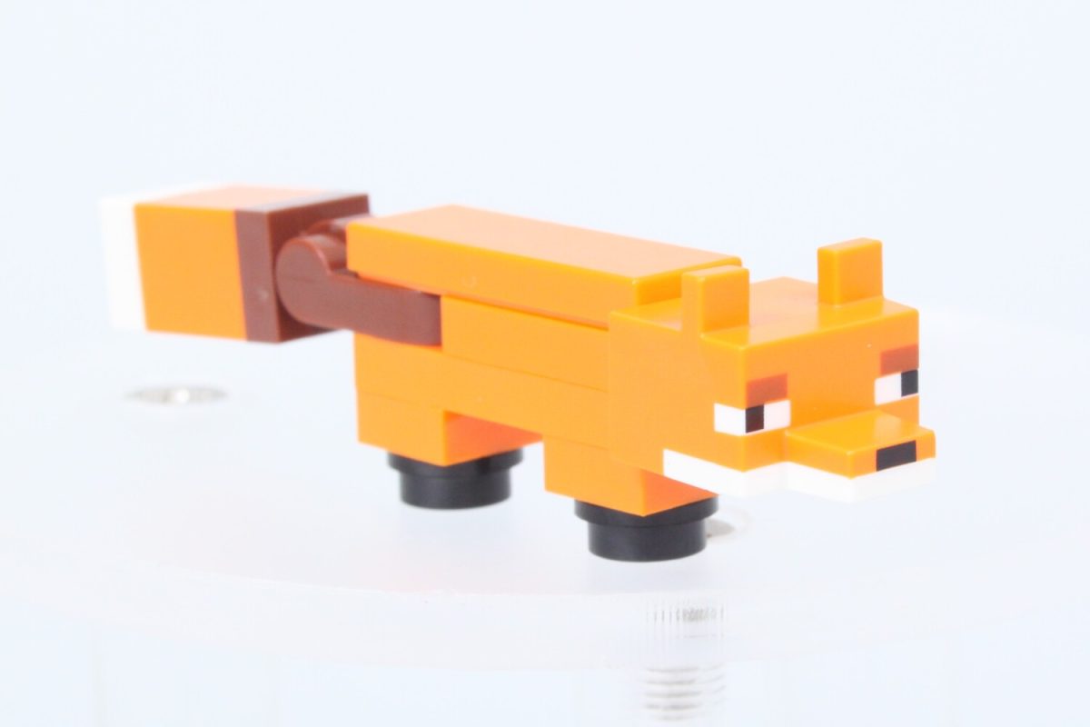 lego minecraft 21585 chicken farm 12 1200x800
