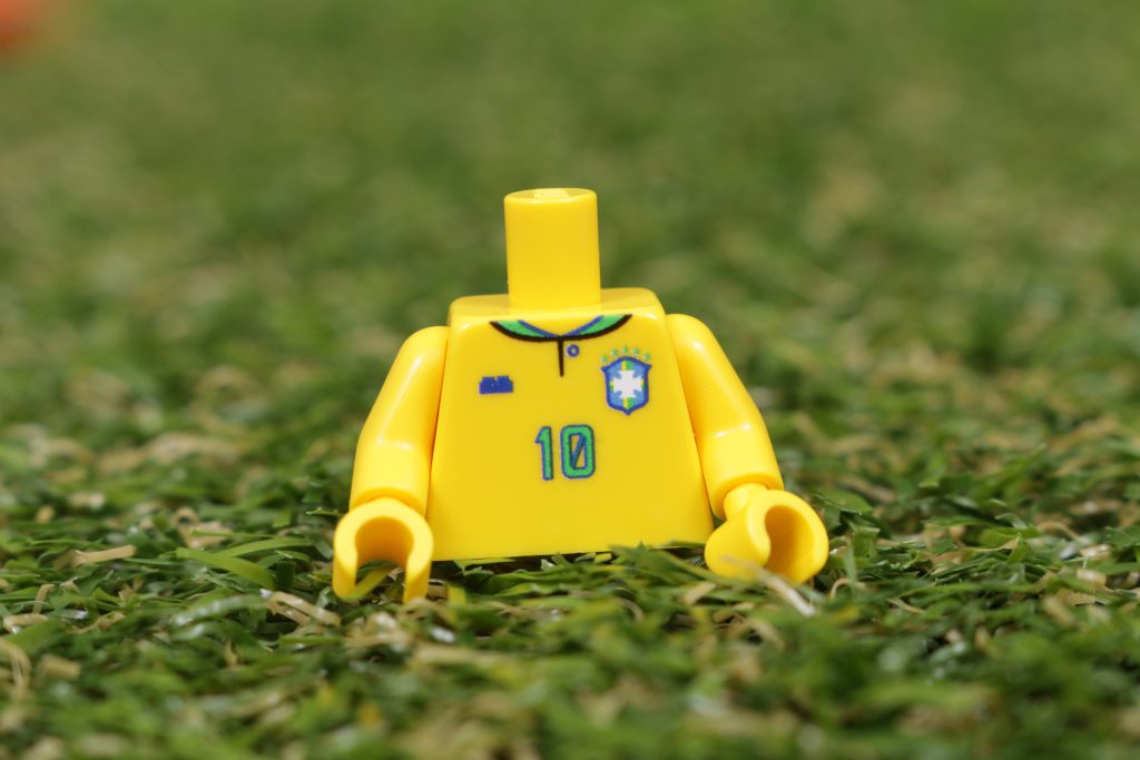 LEGO Football minifigures FIFA World Cup 2022 Qatar Brazil Argentina USA Messi Neymar McKennie FireStar Toys review 7 1024x683