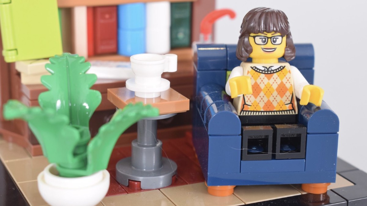 You should wait to get the next LEGO Ideas gift-with-purchase