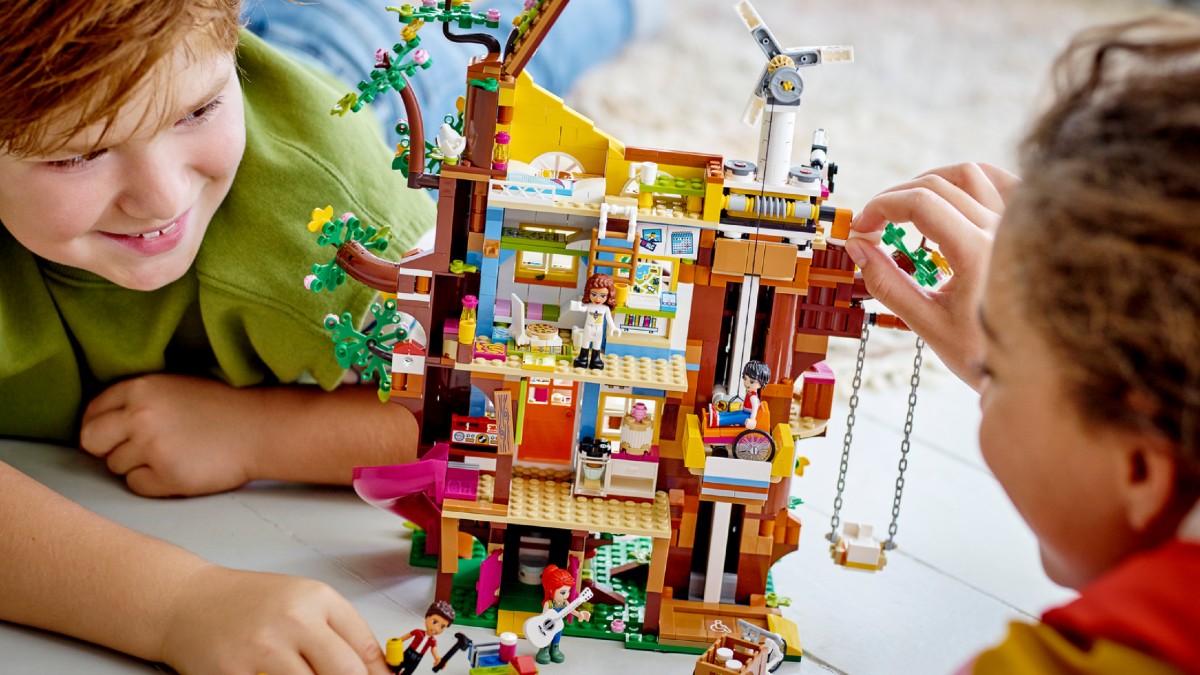 Win a signed LEGO Friends set for the 10th anniversary