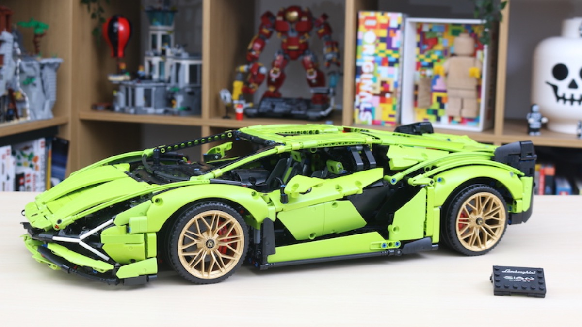 Planned LEGO Technic 2022 supercar rumoured to be delayed
