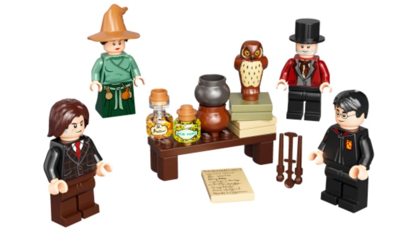 LEGO 40500 Wizarding World Minifigure Accessory Set officially revealed