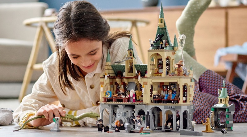 Good news: LEGO Harry Potter 76389 Hogwarts Chamber of Secrets isn’t delayed after all