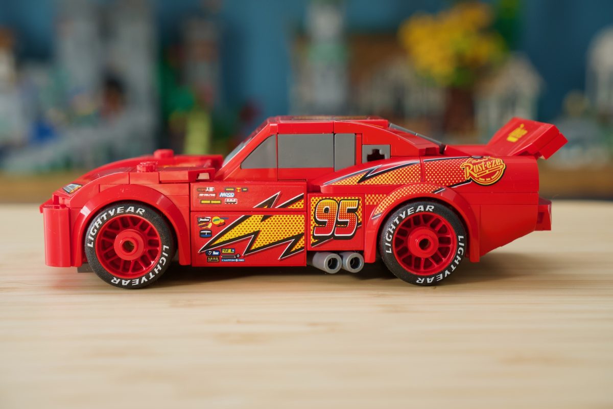 LEGO Speed Champions 77255 Lightning McQueen review 6 1200x800