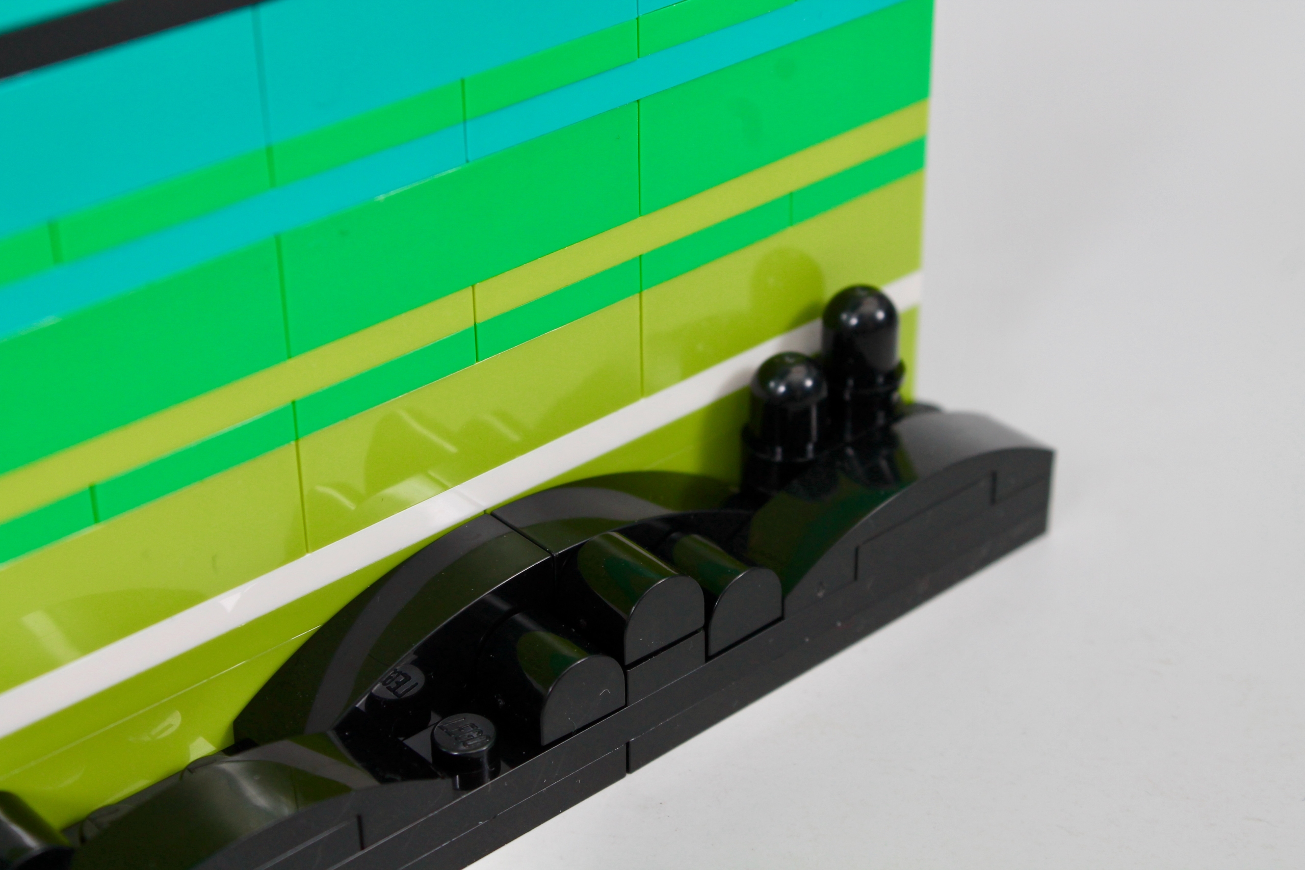 LEGO Ideas 21340 Tales of the Space Age review 25 scaled
