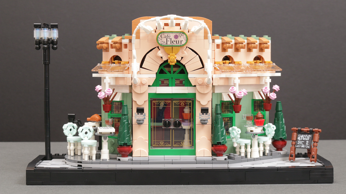 LEGO Icons 10362 French Café review