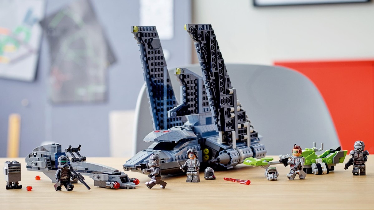 LEGO commissioned a huge Star Wars: The Bad Batch model