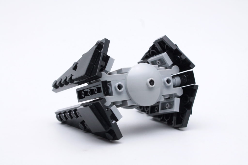 LEGO Star Wars magazine Issue 67 12