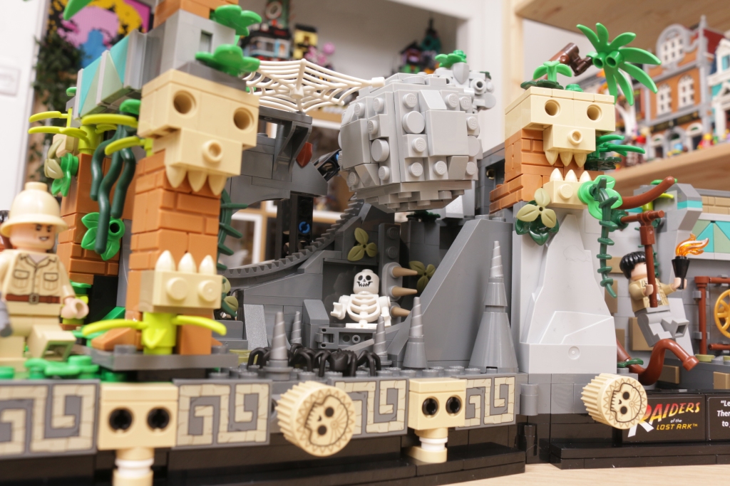 LEGO Indiana Jones 77015 Temple of the Golden Idol review 30 1024x683