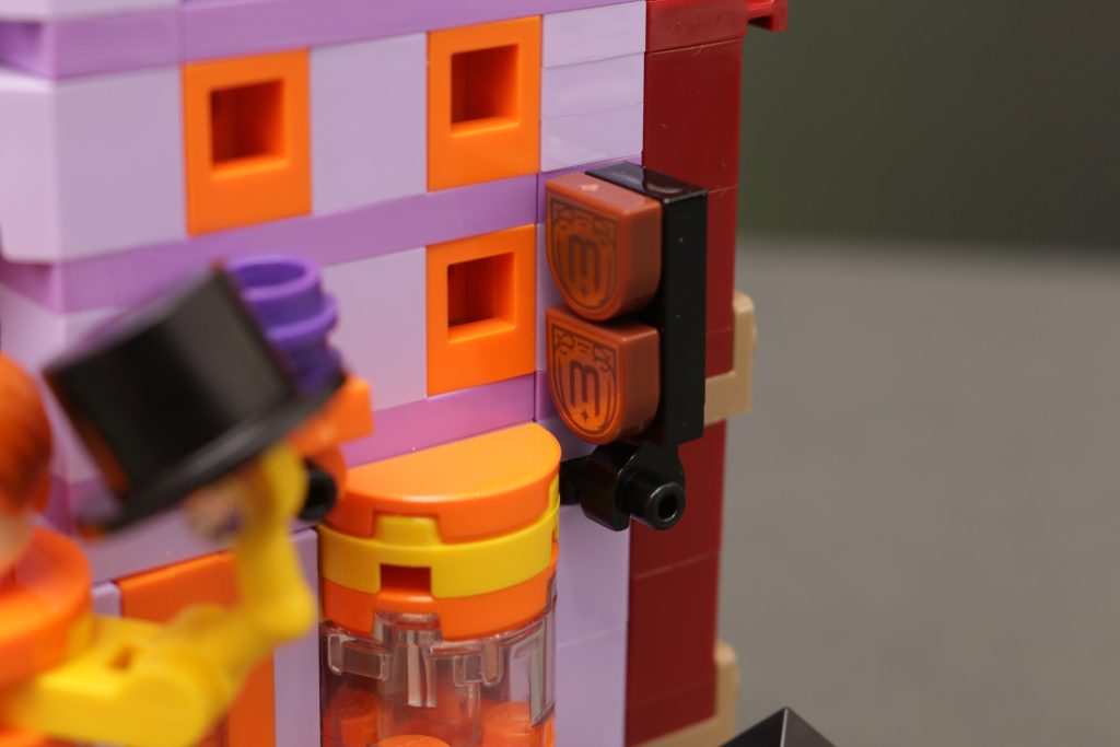 LEGO Harry Potter 76444 Diagon Alley Wizarding Shops review 24 1024x683