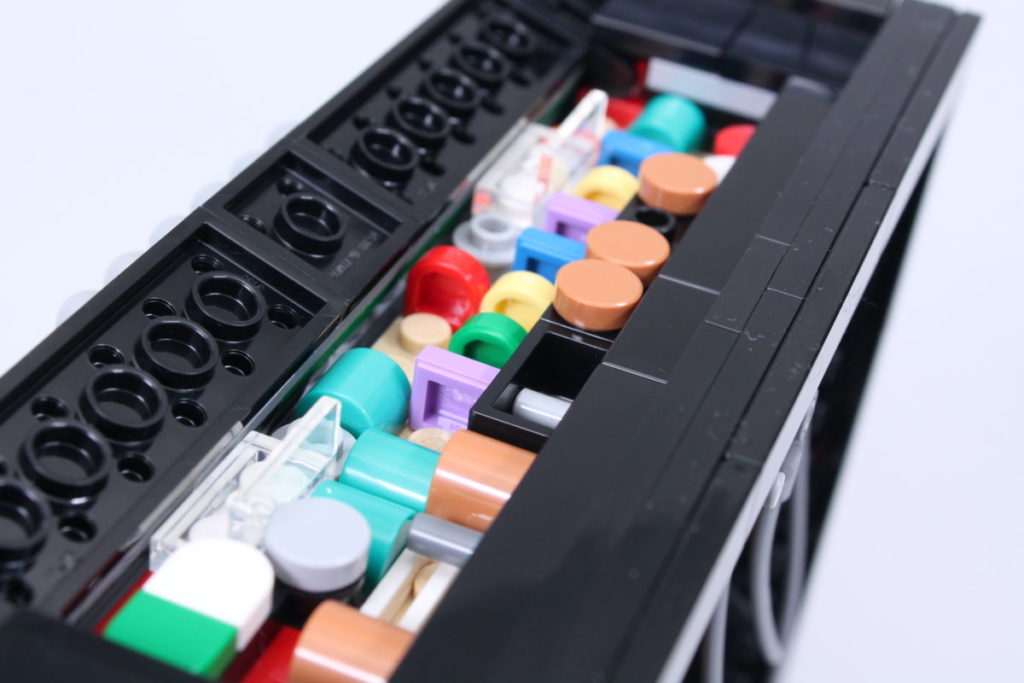 LEGO Ideas 21329 Fender Stratocaster review 26 1024x683