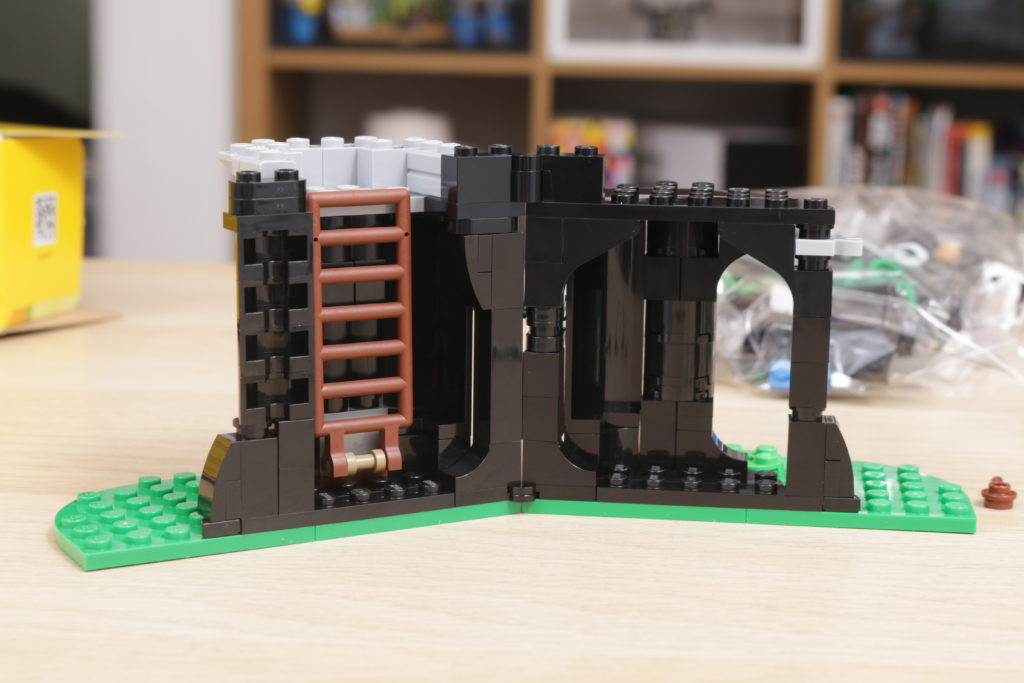 LEGO Castle 40567 Forest Hideout gift with purchase review 10 1024x683