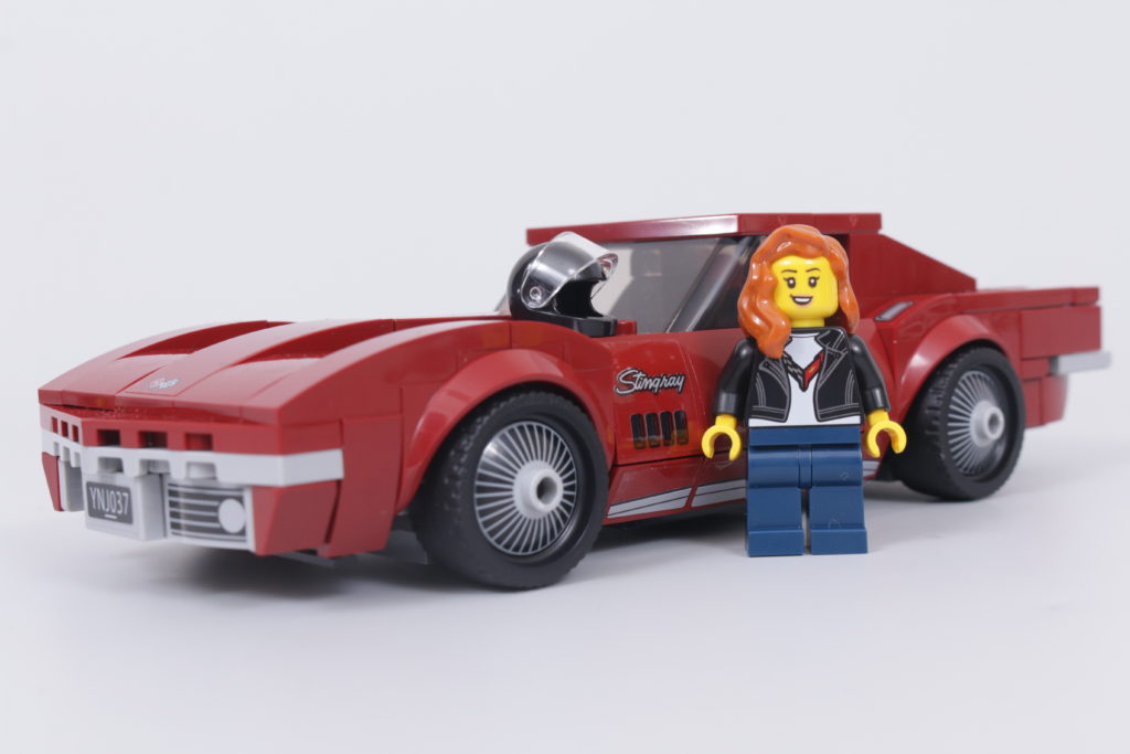 LEGO Speed Champions 76903 Chevrolet Corvette C8.R Race Car and 1968 Chevrolet Corvette review 14