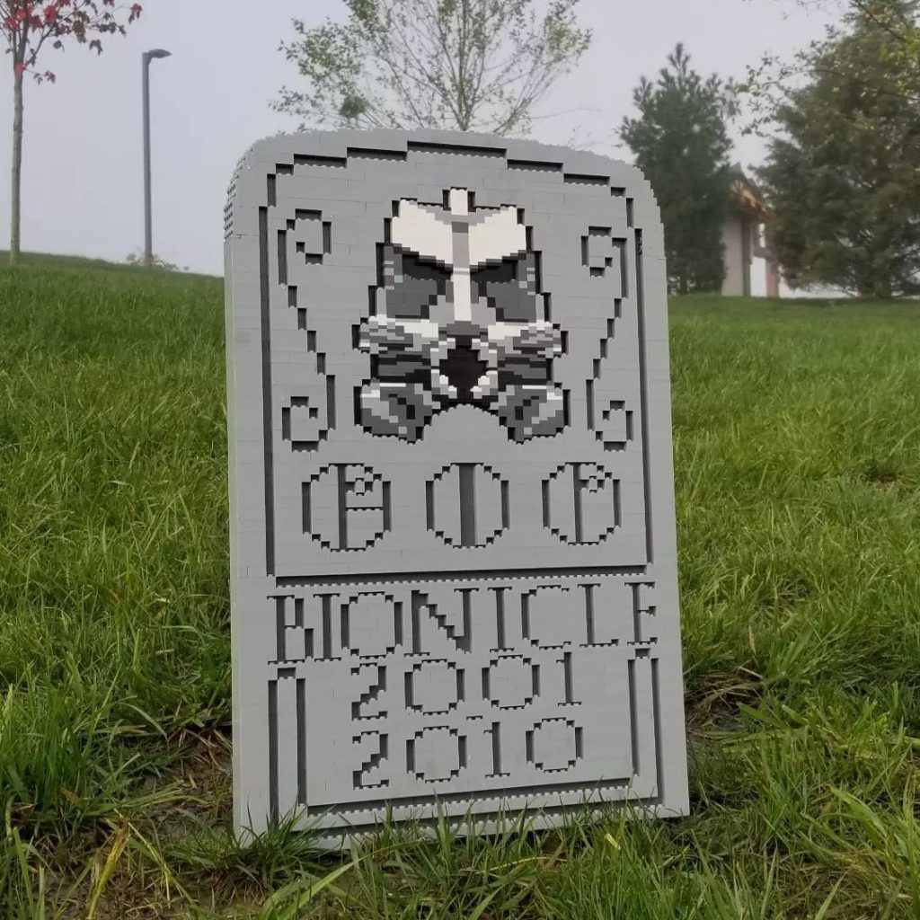 legoland new york headstone bionicle 1024x1024