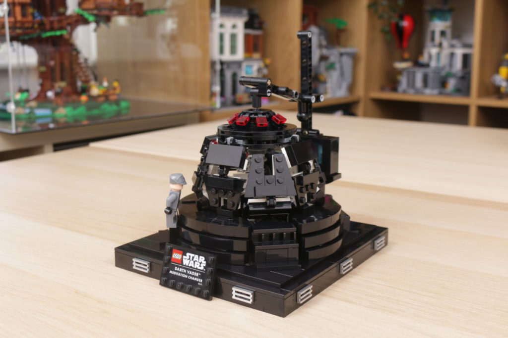 LEGO Star Wars 75296 Darth Vader Meditation Chamber review 2 1024x683