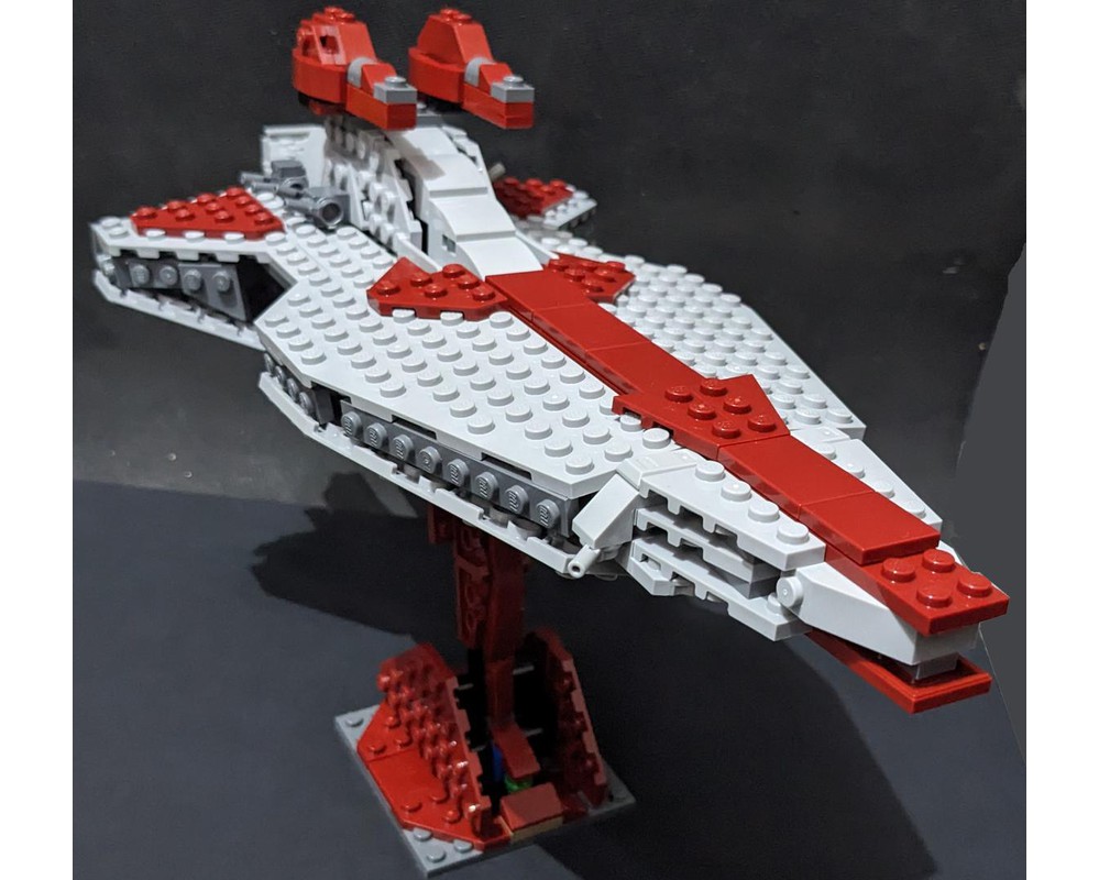 Rebrickable 75362 Ahsoka Tanos T 6 Jedi Shuttle into Midi scale Venator Cruiser
