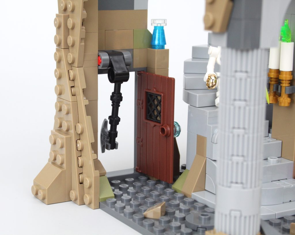 LEGO Ideas 21348 red dragons tale dungeons and dragons review 87 1024x819