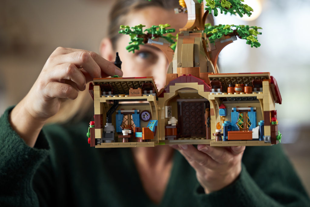 LEGO Ideas 21326 Winnie the Pooh 9