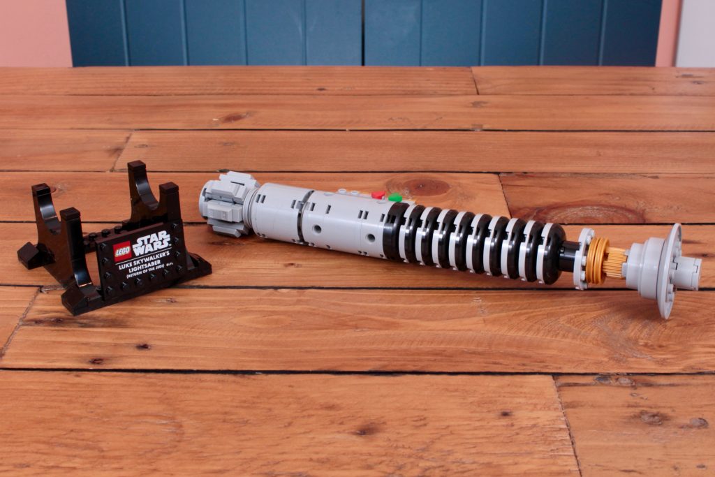 LEGO Star Wars 40730 Luke Skywalkers Lightsaber review 4 1024x683