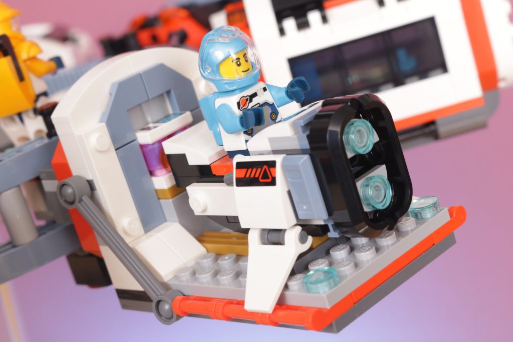 LEGO City 60433 Modular Space Station review 23 1024x683