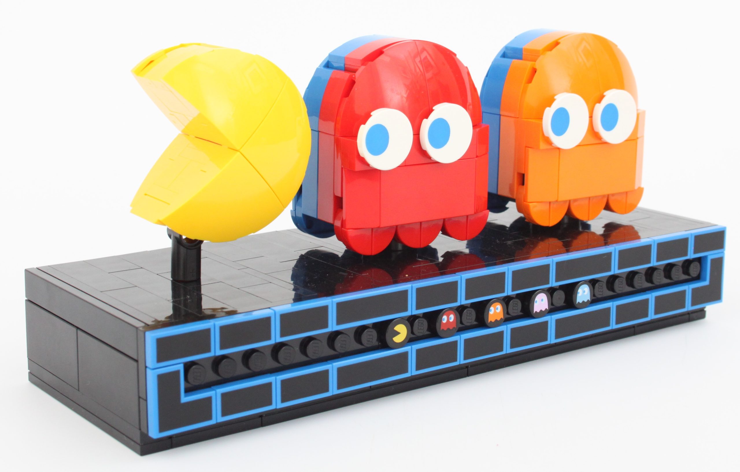 LEGO Icons 10323 PAC MAN Arcade review 45 scaled