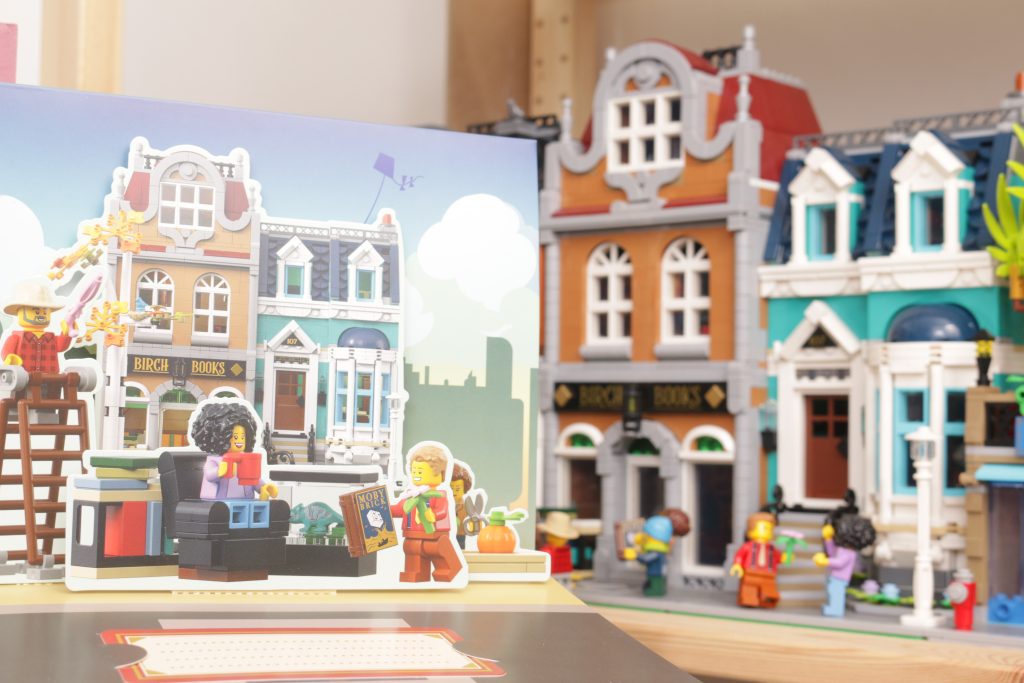 Reviewing LEGO Modular pop up postcard Insiders Rewards 16 1024x683