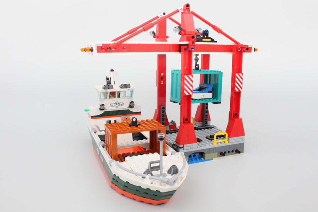 lego city 60422 Seaside Harbor with Cargo Ship review 8 min 1024x683