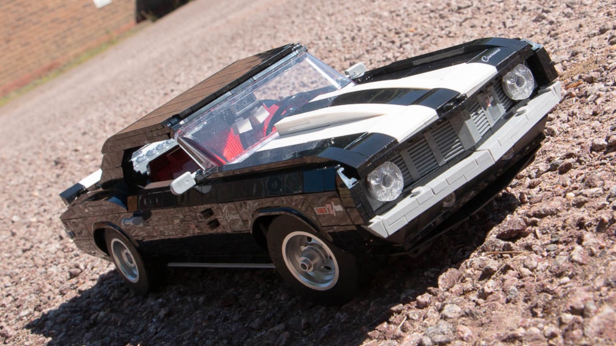 LEGO ICONS 10304 Chevrolet Camaro Z28 review