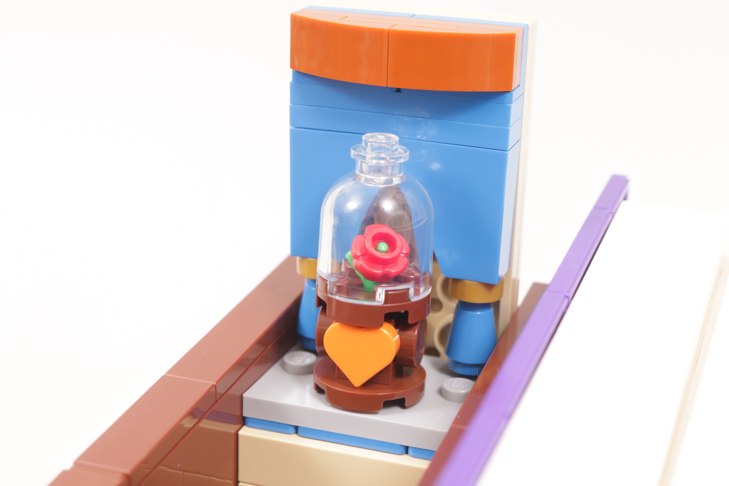 LEGO Disney 100 43227 Villain Icons review 28 scaled