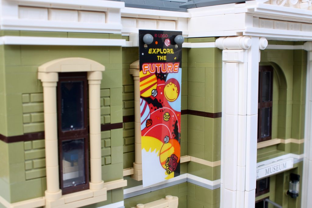 LEGO Icons 10326 Natural History Museum review 54 1024x683