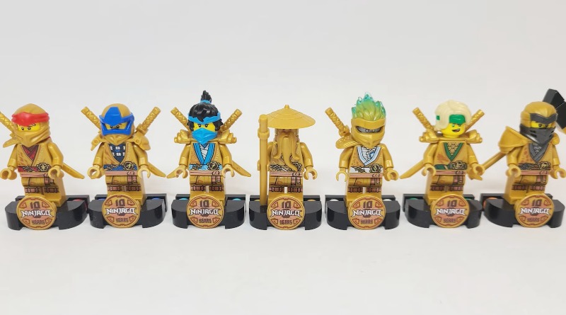 LEGO NINJAGO Golden Minifigures