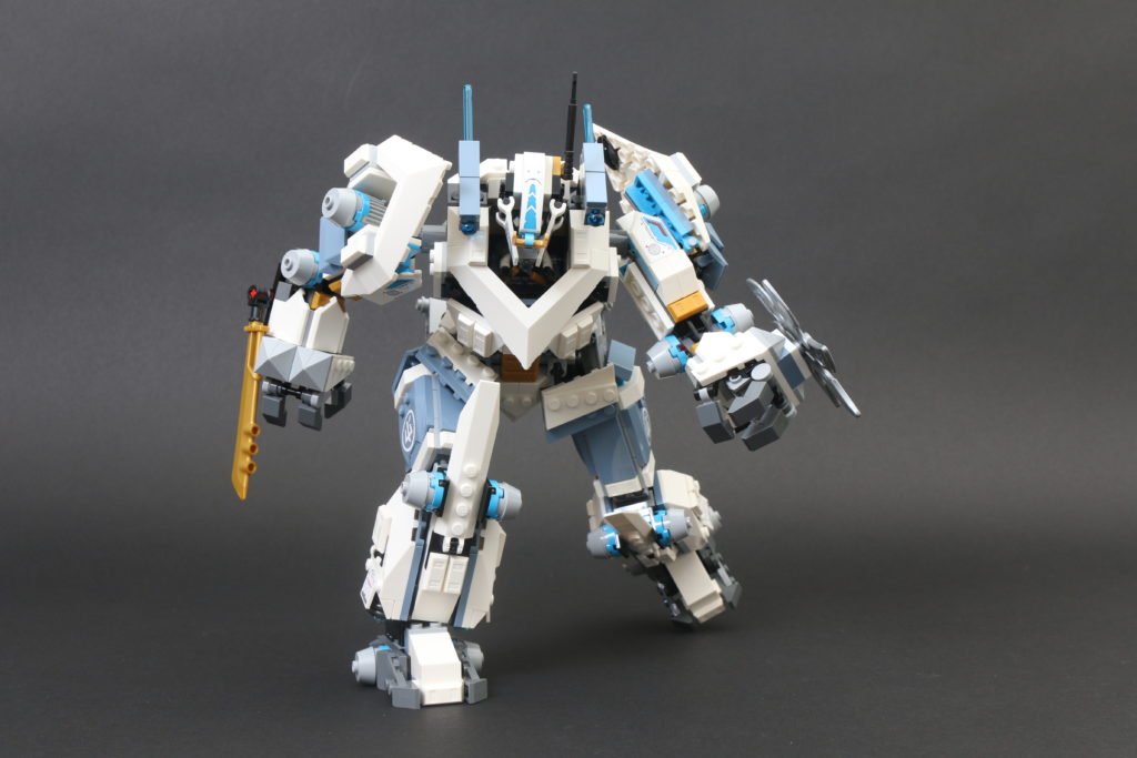 LEGO NINJAGO Legacy 71738 Zanes Titan Mech Battle review 15