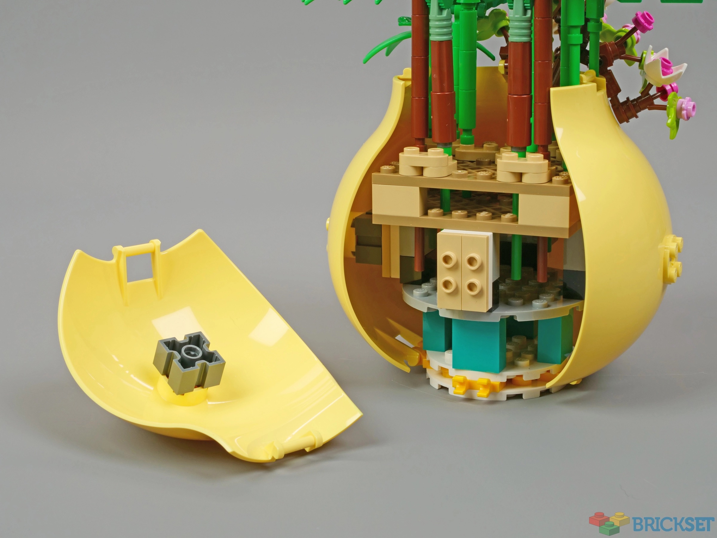 BRICKSET LEGO 40588 Flowerpot 2
