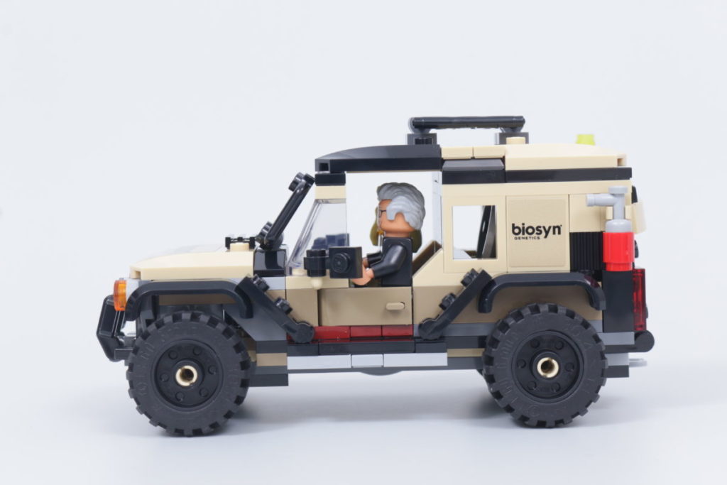LEGO Jurassic World 76951 Pyroraptor Dilophosaurus Transport review 9 1024x683