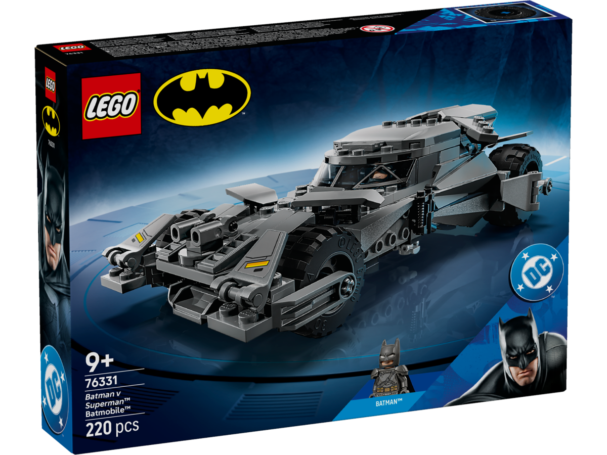 LEGO DC 76331 Batman v Superman Batmobile 4 1200x900