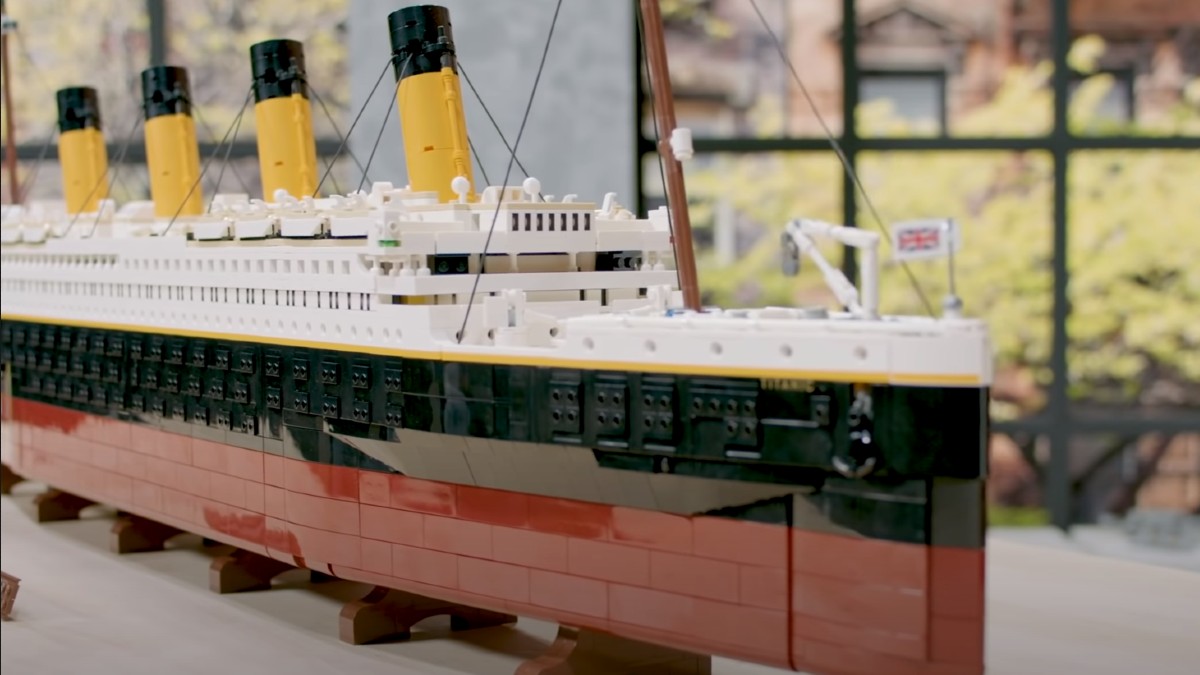 LEGO for Adults 10294 Titanic gets longest designer video ever