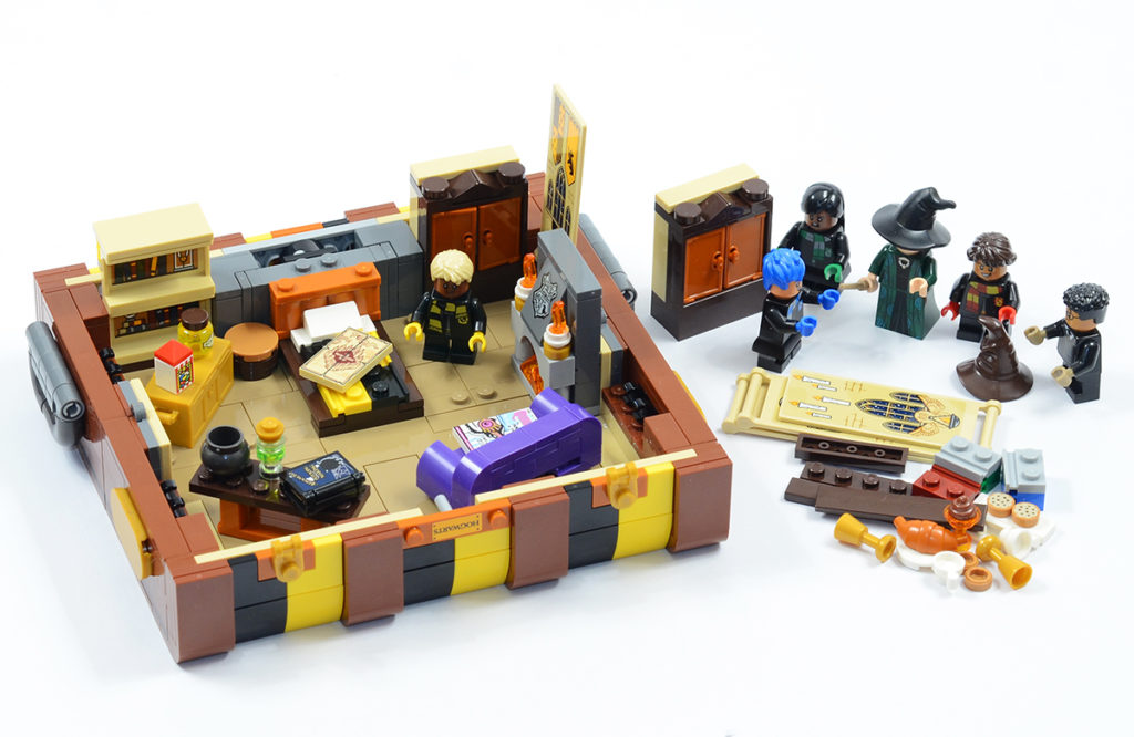 LEGO 76399 Hogwarts Magical Trunk review 16 1024x666